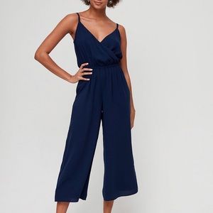 Aritzia Wilfred Sleeveless V-neck Wide Leg Melodie Jumpsuit XS - classic navy